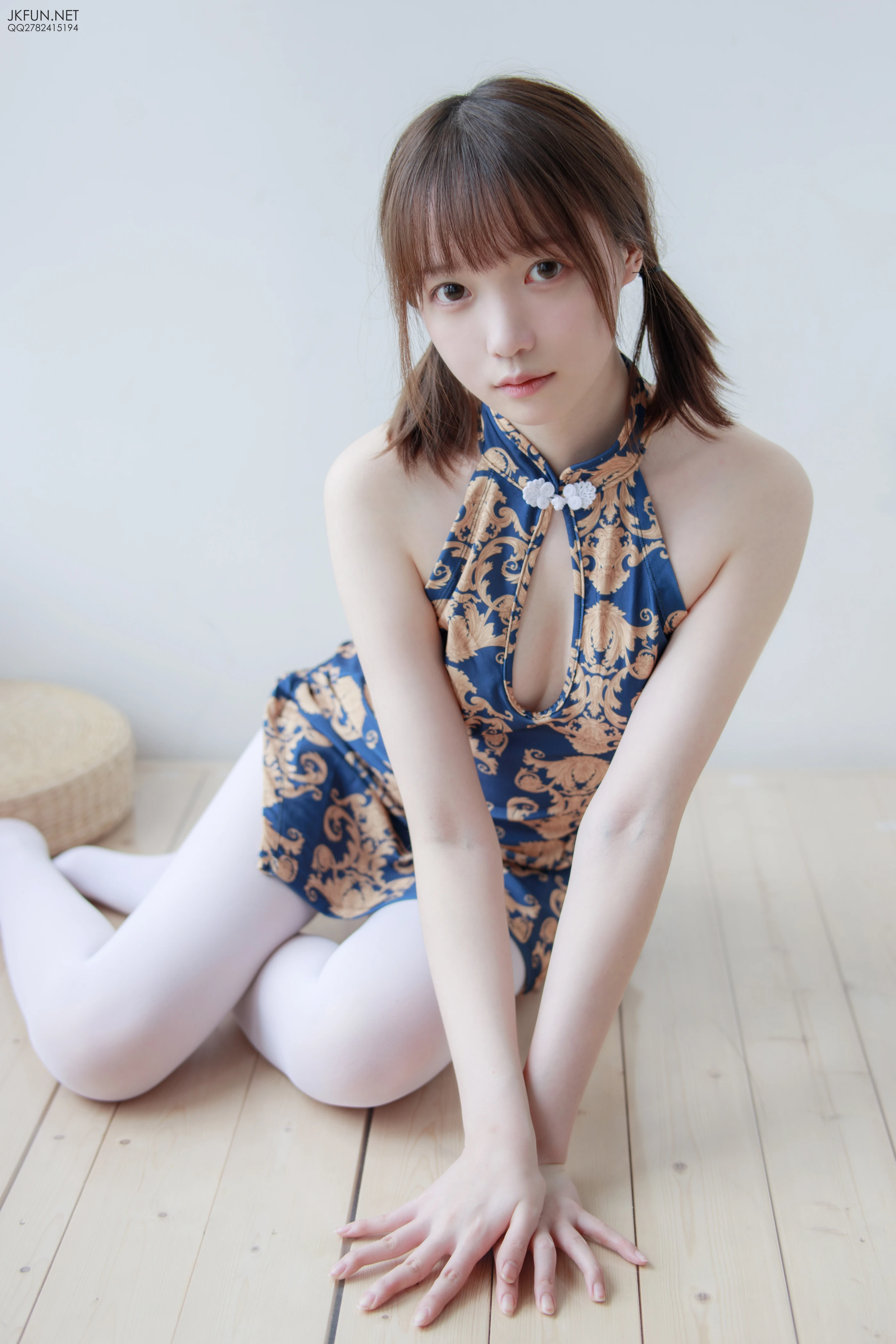 森萝财团 [JKFUN-008] Aika 60D白丝踩酱肉包 [130P 1V]插图2